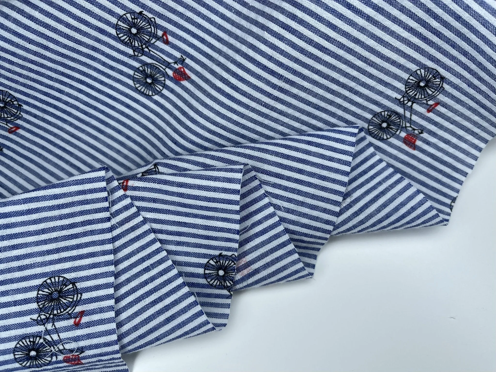 100% Cotton Seersucker Bicycle Stripes Fabric