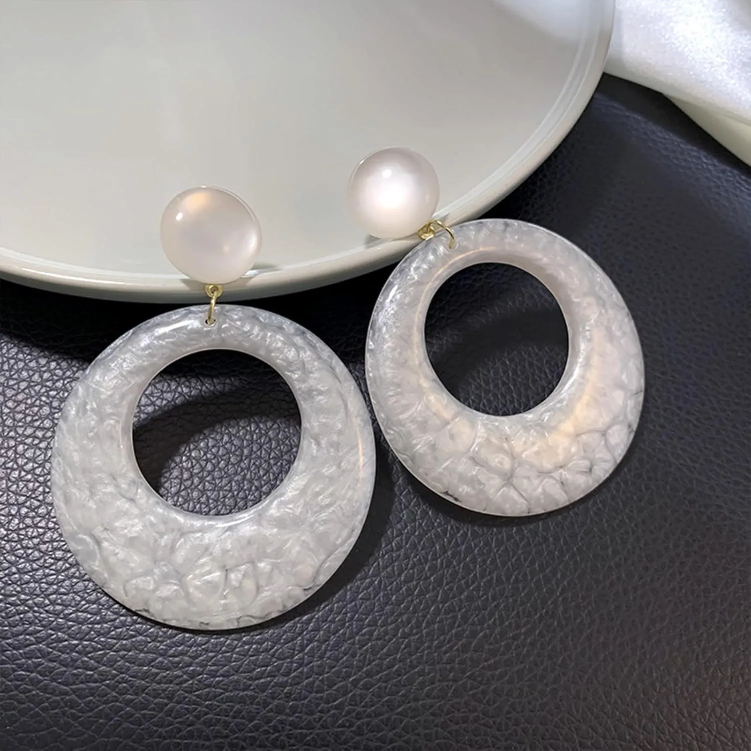 70s Earrings Retro White Acrylic Hoop Earrings 70s Accessories for Women 70s Jewelry Disco Outfits for Women