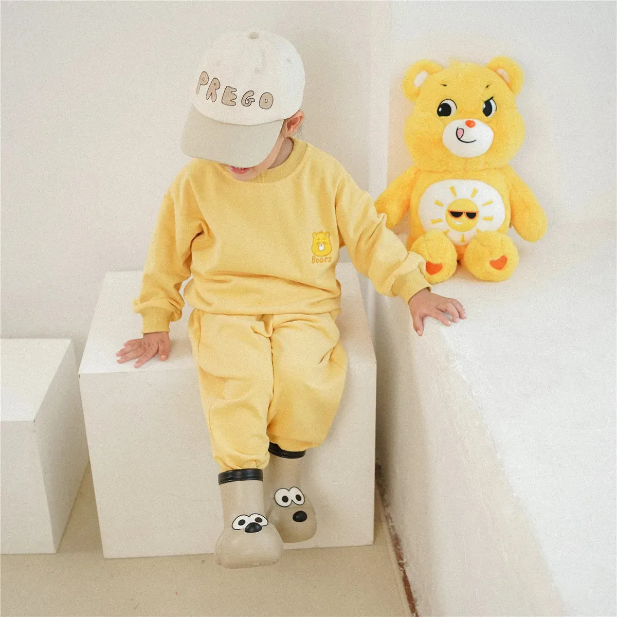 Cute Bear Sweatshirt & Pants Set