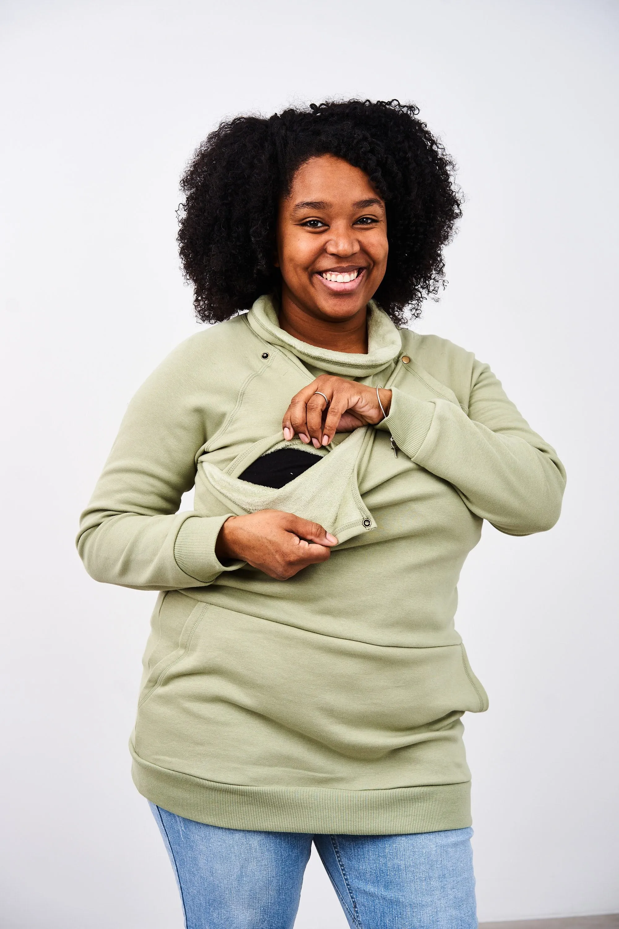 Latched Mama Harbor Snap Nursing Pullover