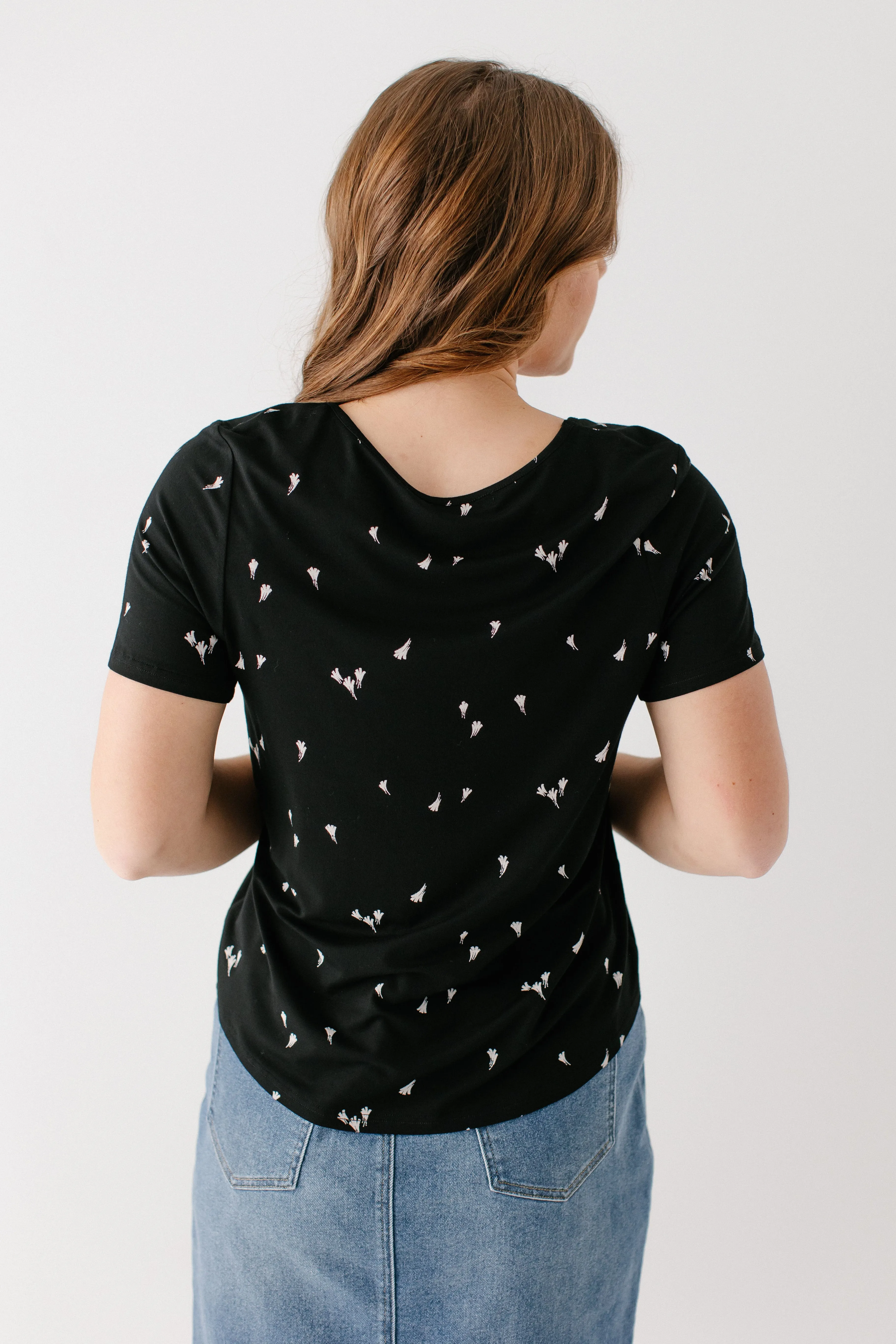 'Lynne' Bamboo Blend Tee in Black Abstract Print FINAL SALE