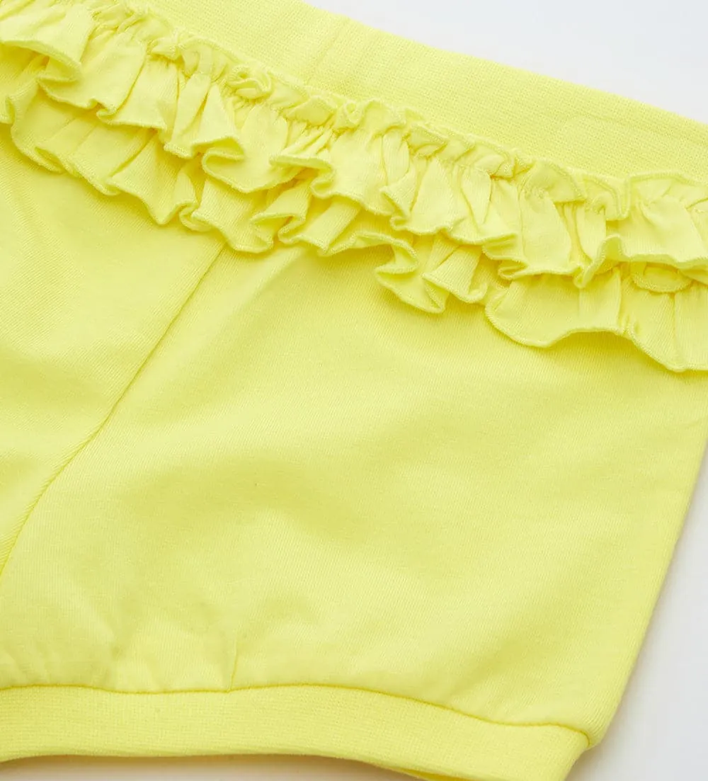 SHORTS WITH RUFFLES
