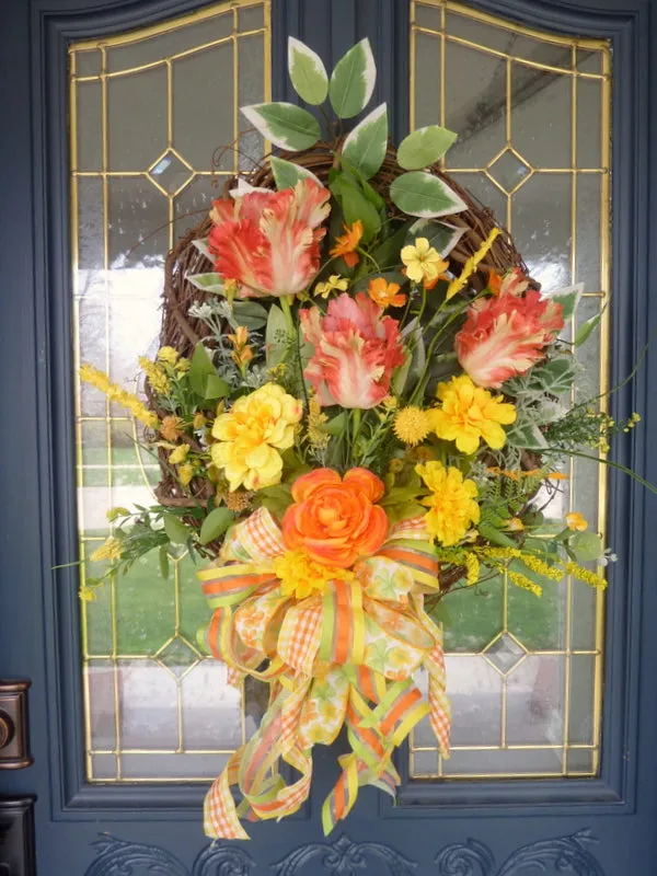 Tulip wreath with orange and yellow Parrot Tulips